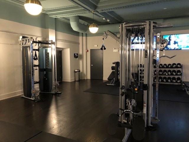 W Pratt Blvd & N Sheridan Rd - Photo 7 of 10