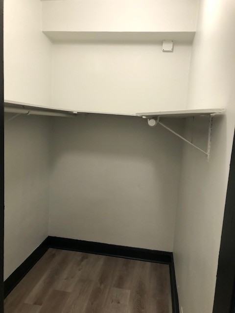 W Pratt Blvd & N Sheridan Rd - Photo 4 of 10