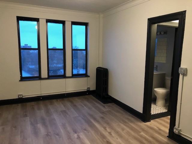 W Pratt Blvd & N Sheridan Rd - Photo 3 of 10