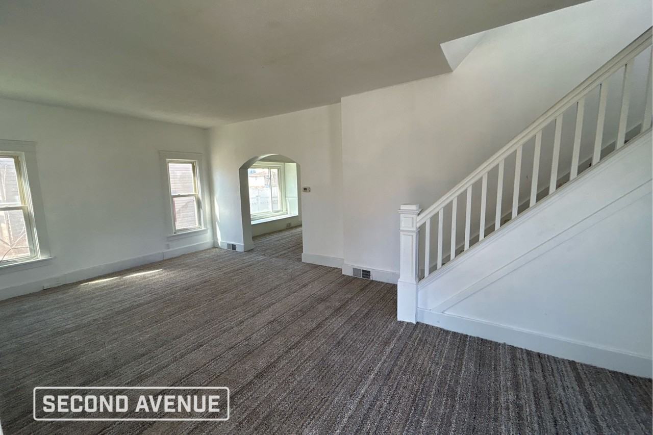 67 Helen Ave - Photo 4 of 18