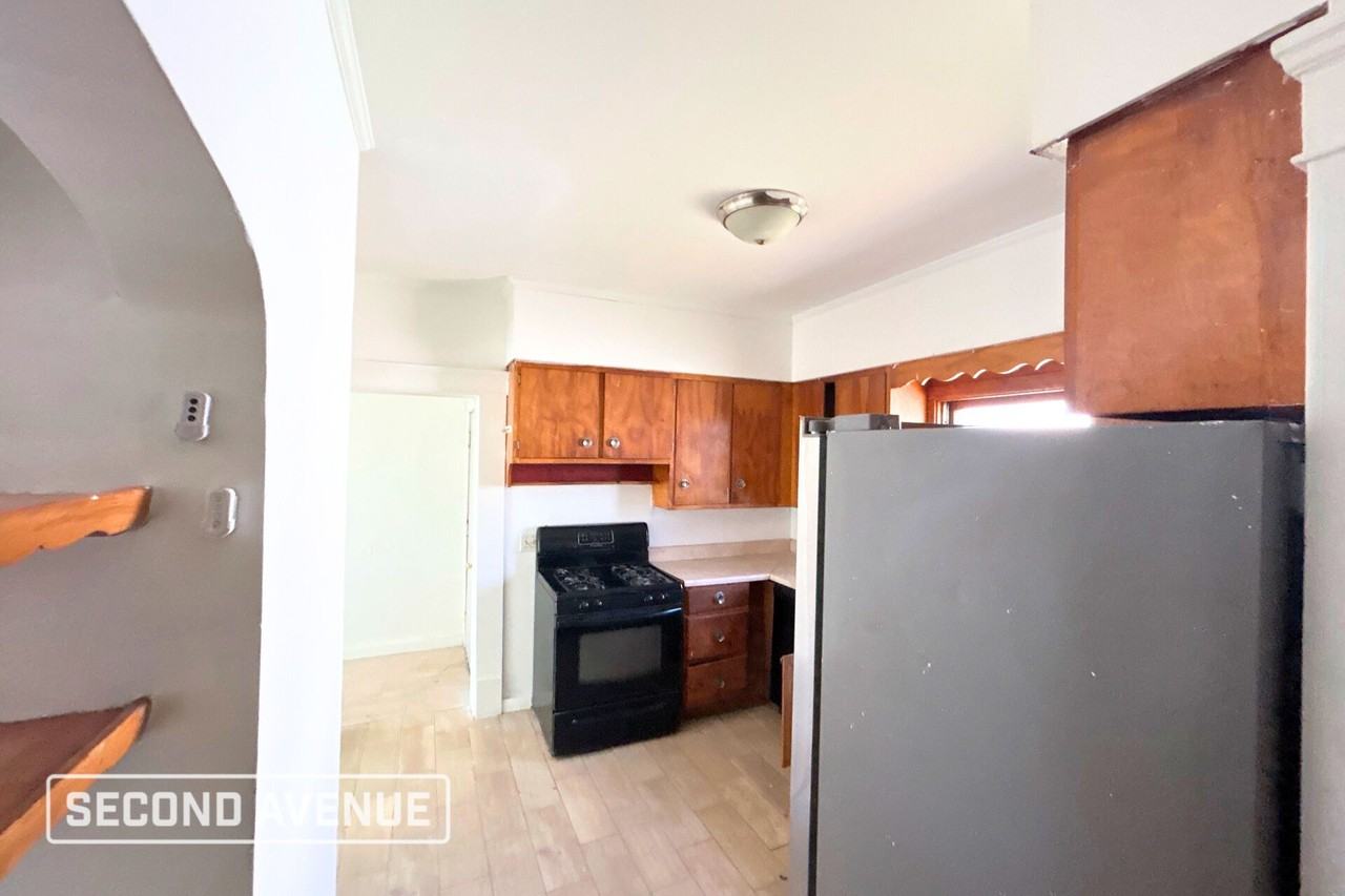 67 Helen Ave - Photo 5 of 18