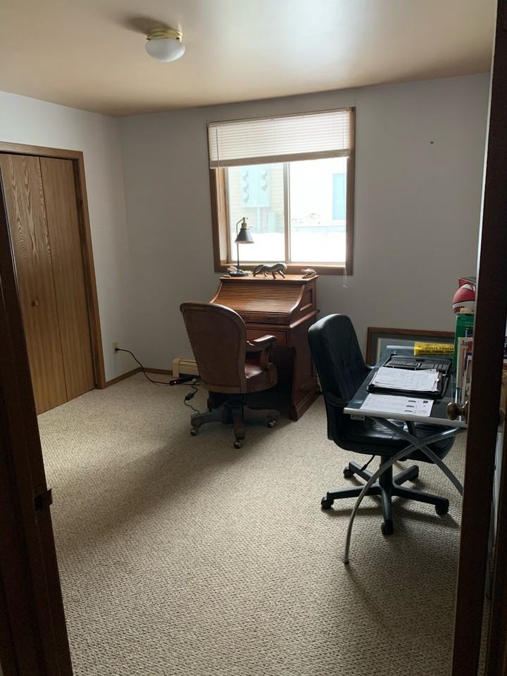 261 Shannon Ct #1 - Photo 4 of 7