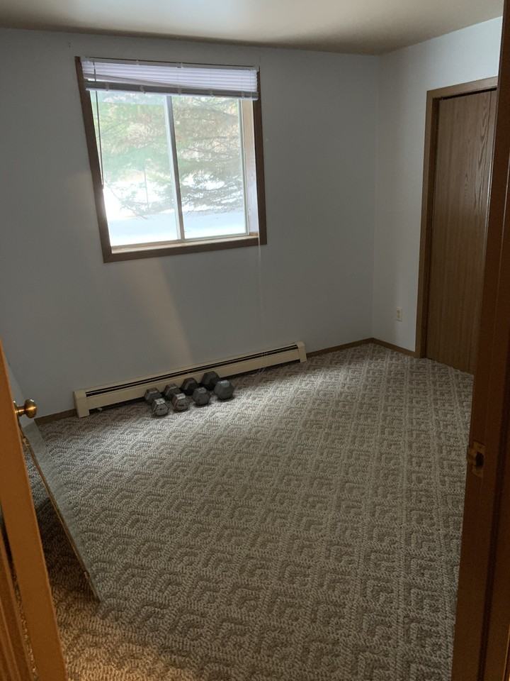 261 Shannon Ct #1 - Photo 5 of 7