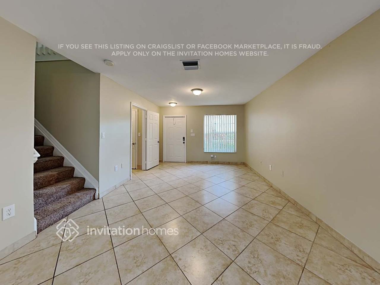 2296 Nw 170th Ave - Photo 4 of 19