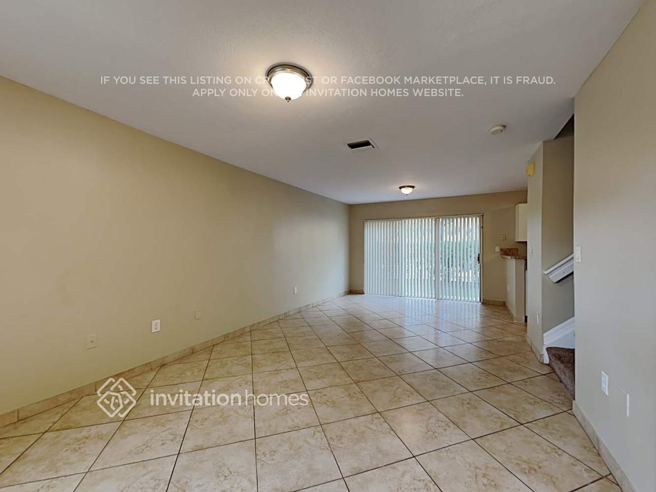 2296 Nw 170th Ave - Photo 5 of 19