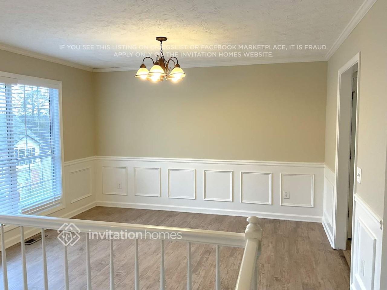 3284 Shady Woods Cir - Photo 3 of 13