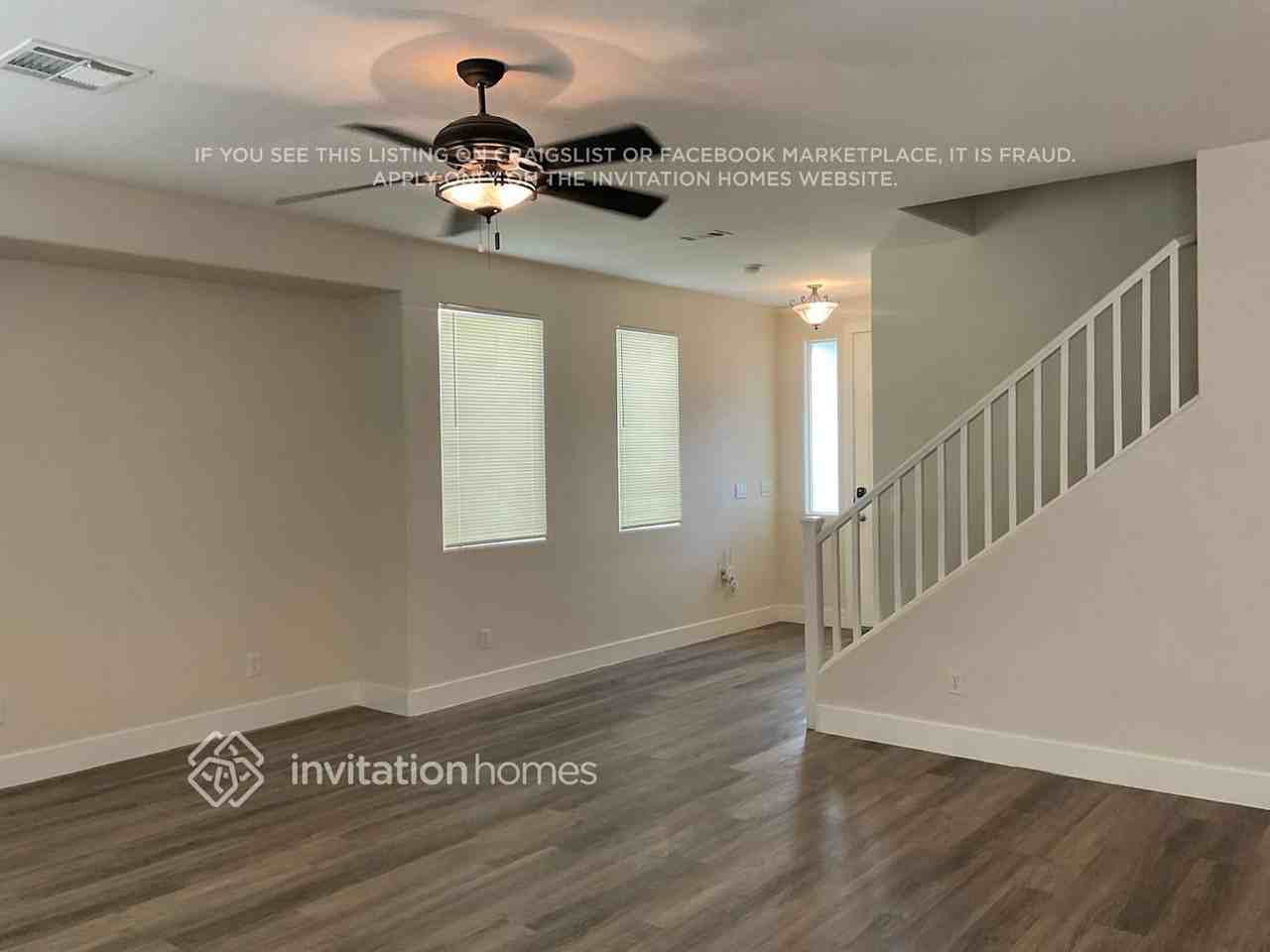 6685 Aviston St - Photo 2 of 12