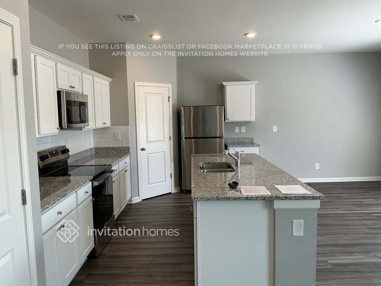 7764 Sudbury Cir - Photo 4 of 20