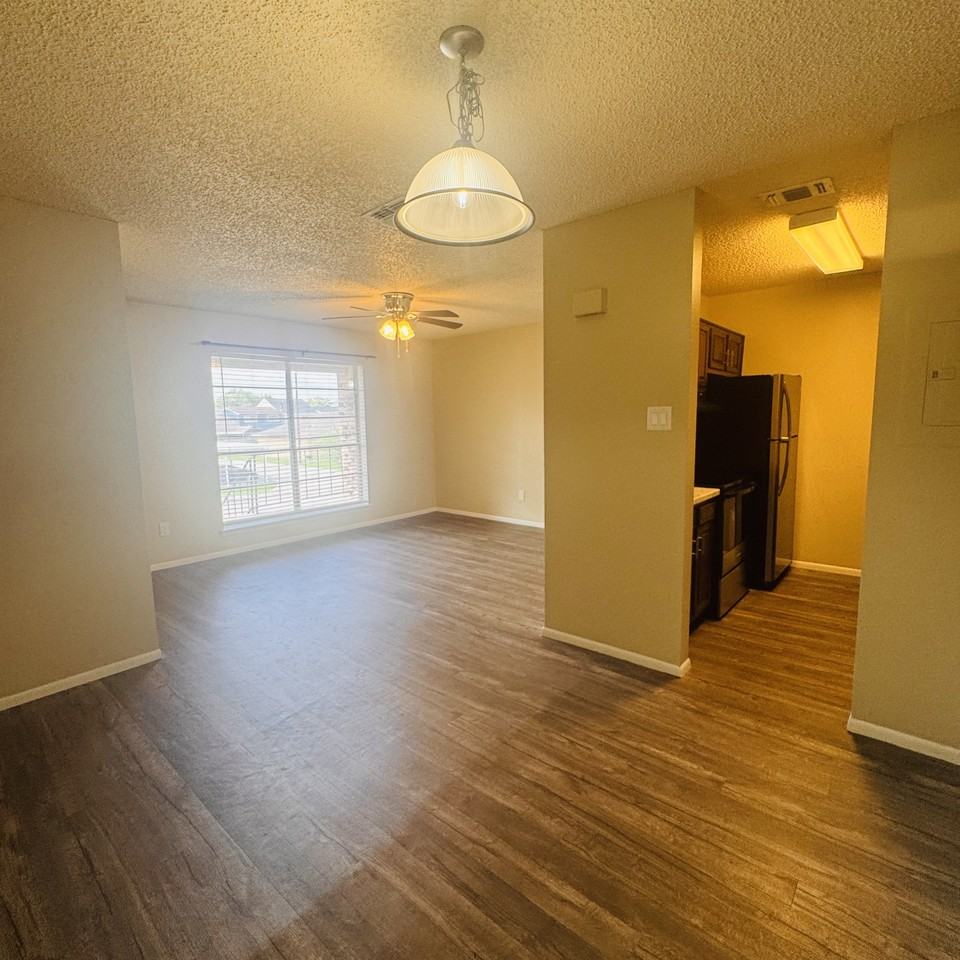 6800 Camden Ln - Photo 5 of 14