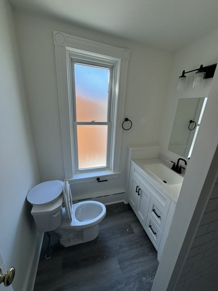 126 College Ave #1 - Photo 5 of 28