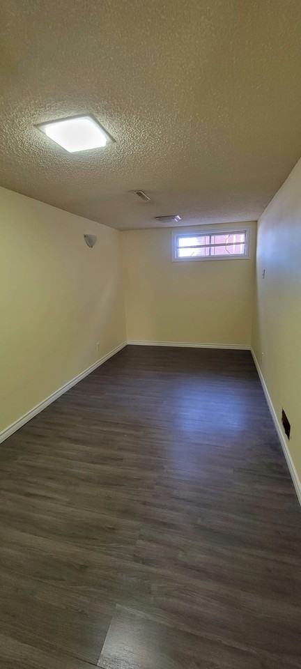 12029 50 Street Northwest - Photo 4 of 16