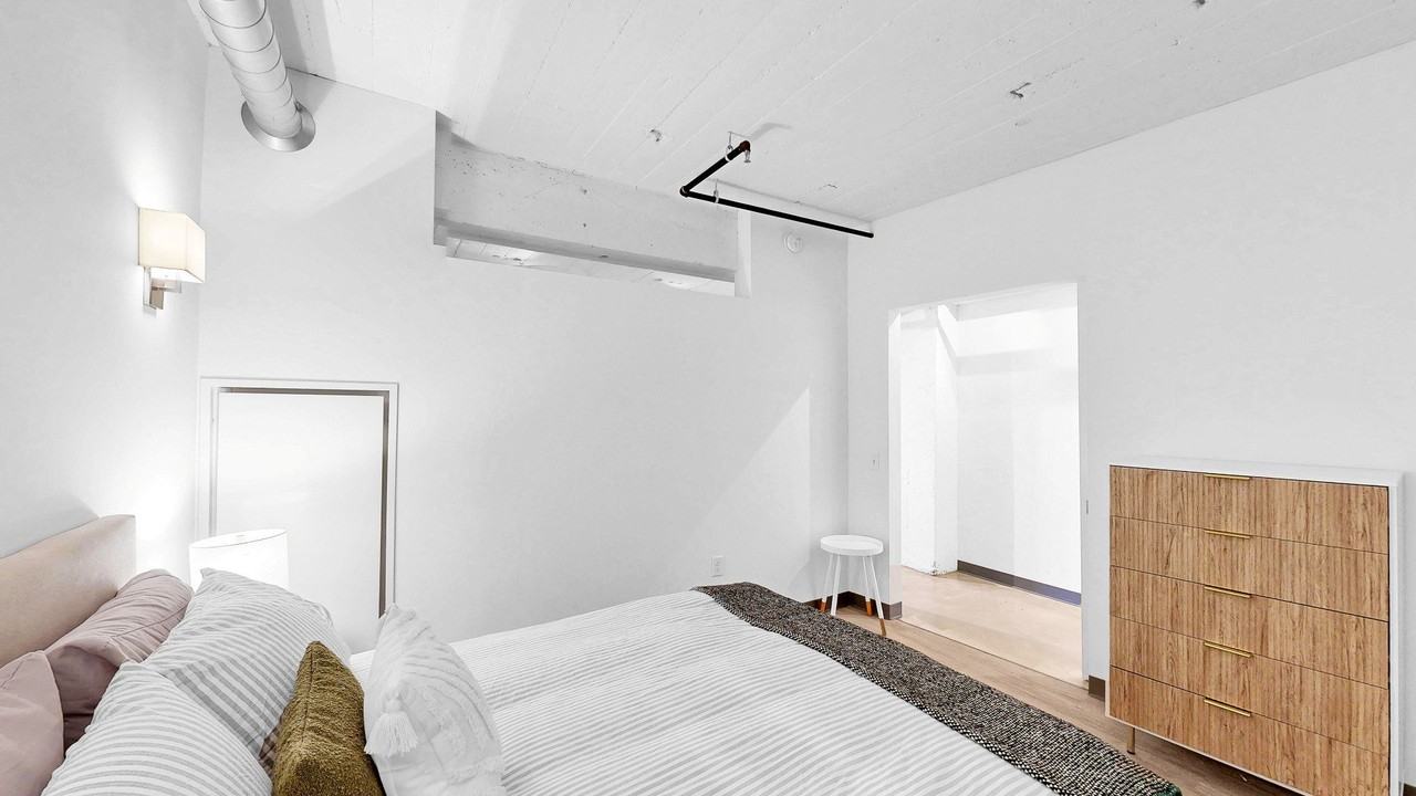 700 Central Lofts and Flats - Photo 5 of 50