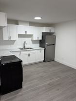 1123 Queenston - Photo 1 of 1