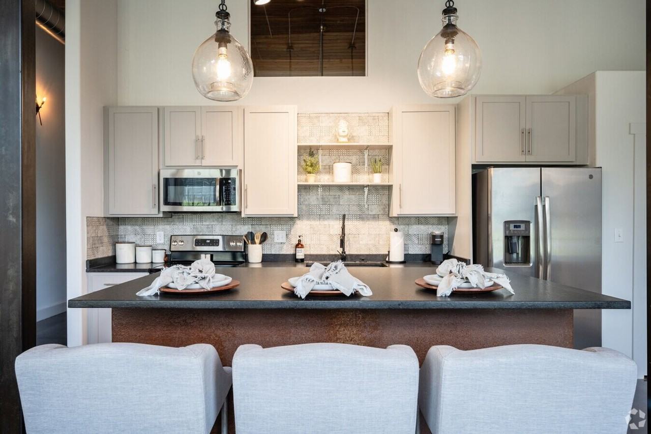 Arcadia Station Lofts - Photo 4 of 16