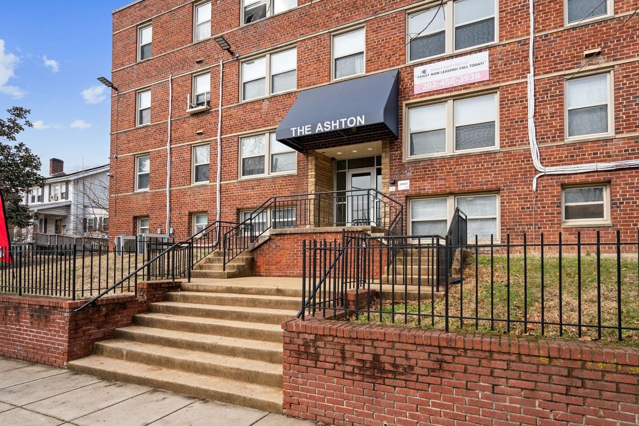 1814-1816 THE ASHTON - Photo 3 of 50