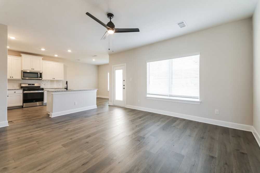 1115 Windermere Way - Photo 5 of 34