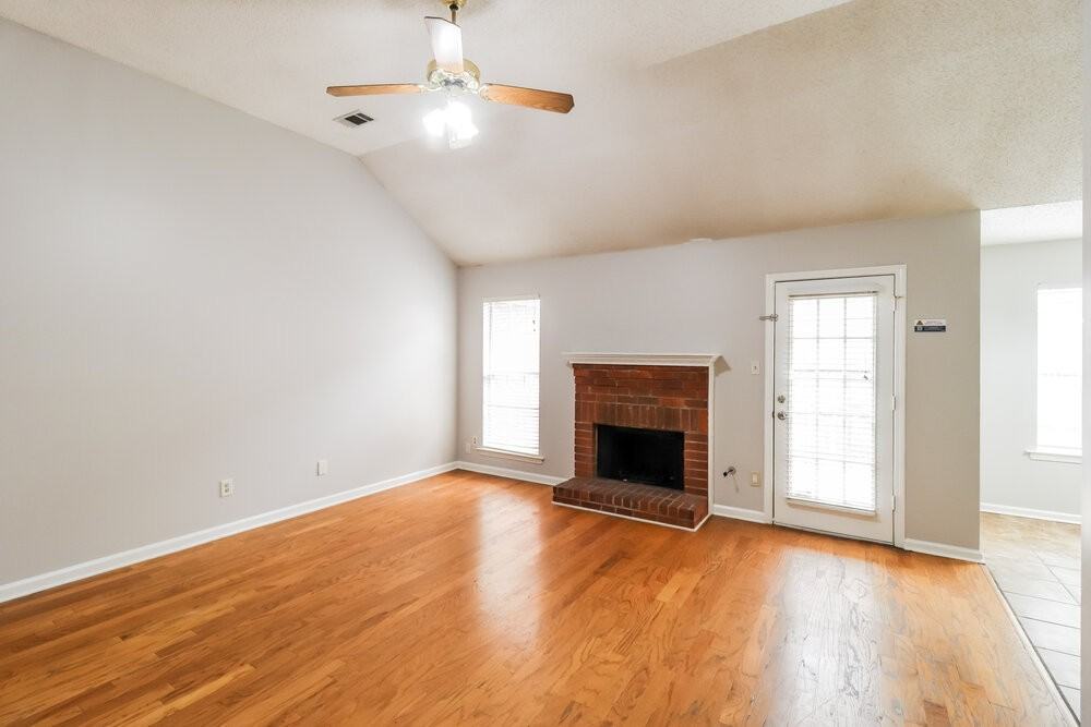 9309 Garden Woods Cv - Photo 5 of 19