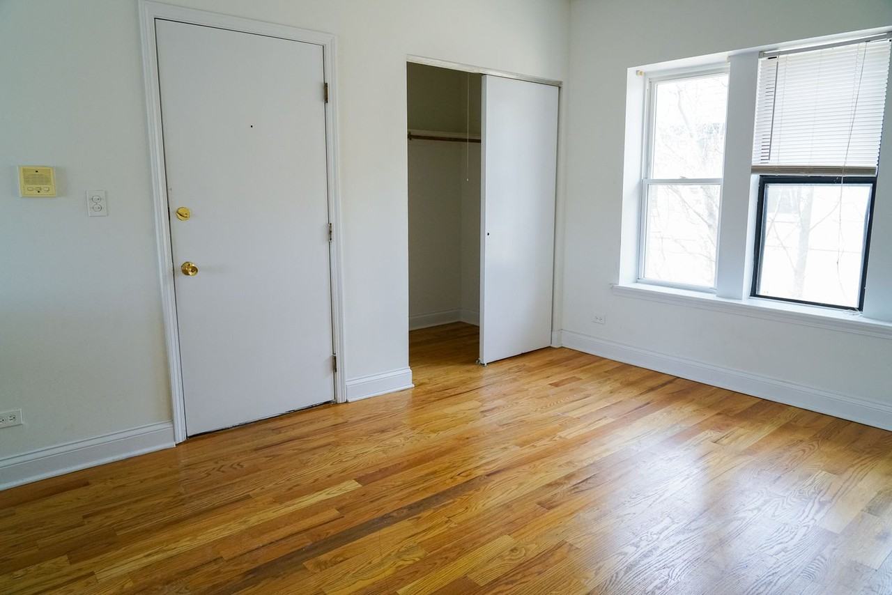 Kedzie & Eastwood - Photo 5 of 10