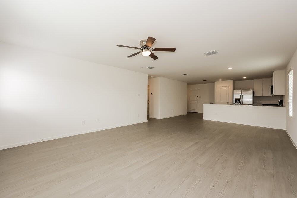 10729 Revolver Ln - Photo 5 of 16