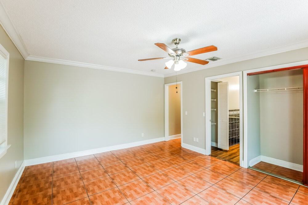 926 13th Ave N - Photo 7 of 15