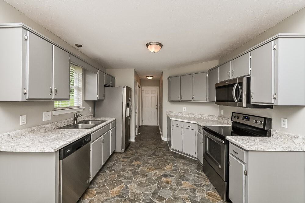 715 Whispering Breeze - Photo 7 of 16