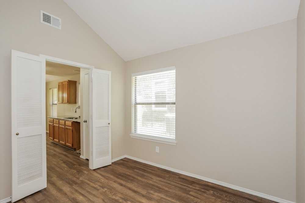 6639 Mountain Cedar Ln - Photo 6 of 19