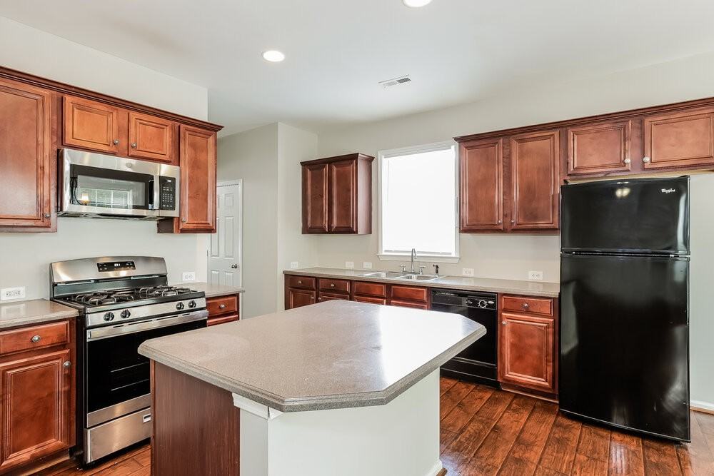 4616 Burnt Fork Cir - Photo 6 of 17