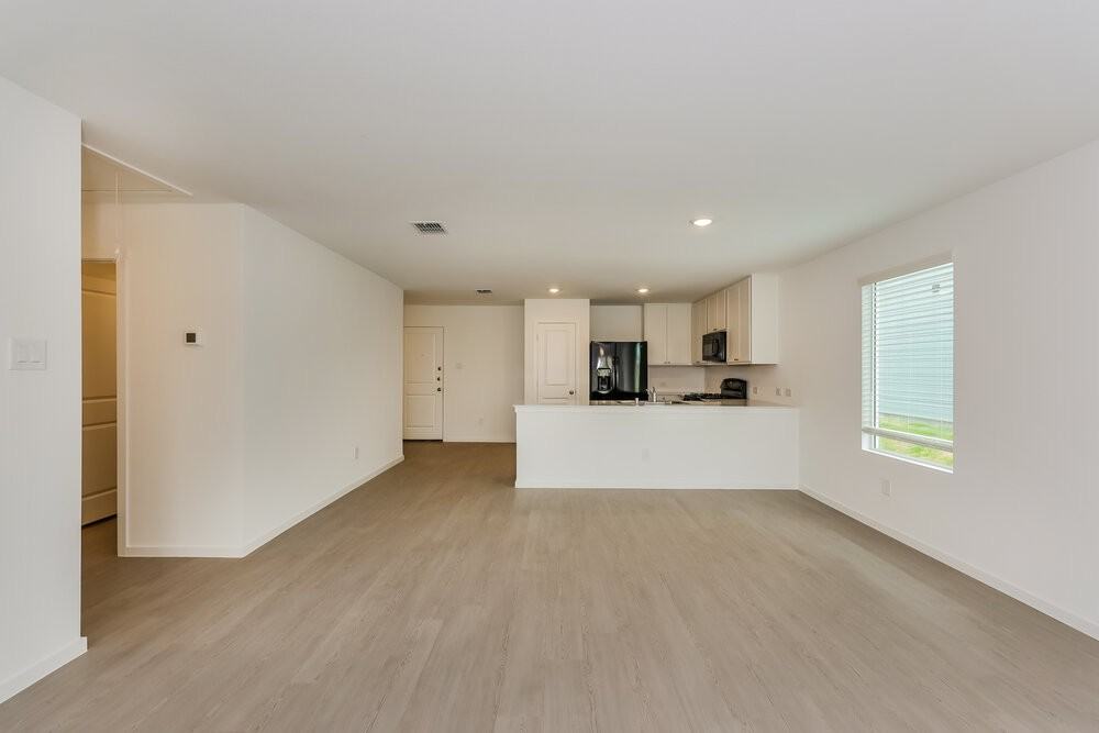 2221 Crested Saguaro St - Photo 6 of 16