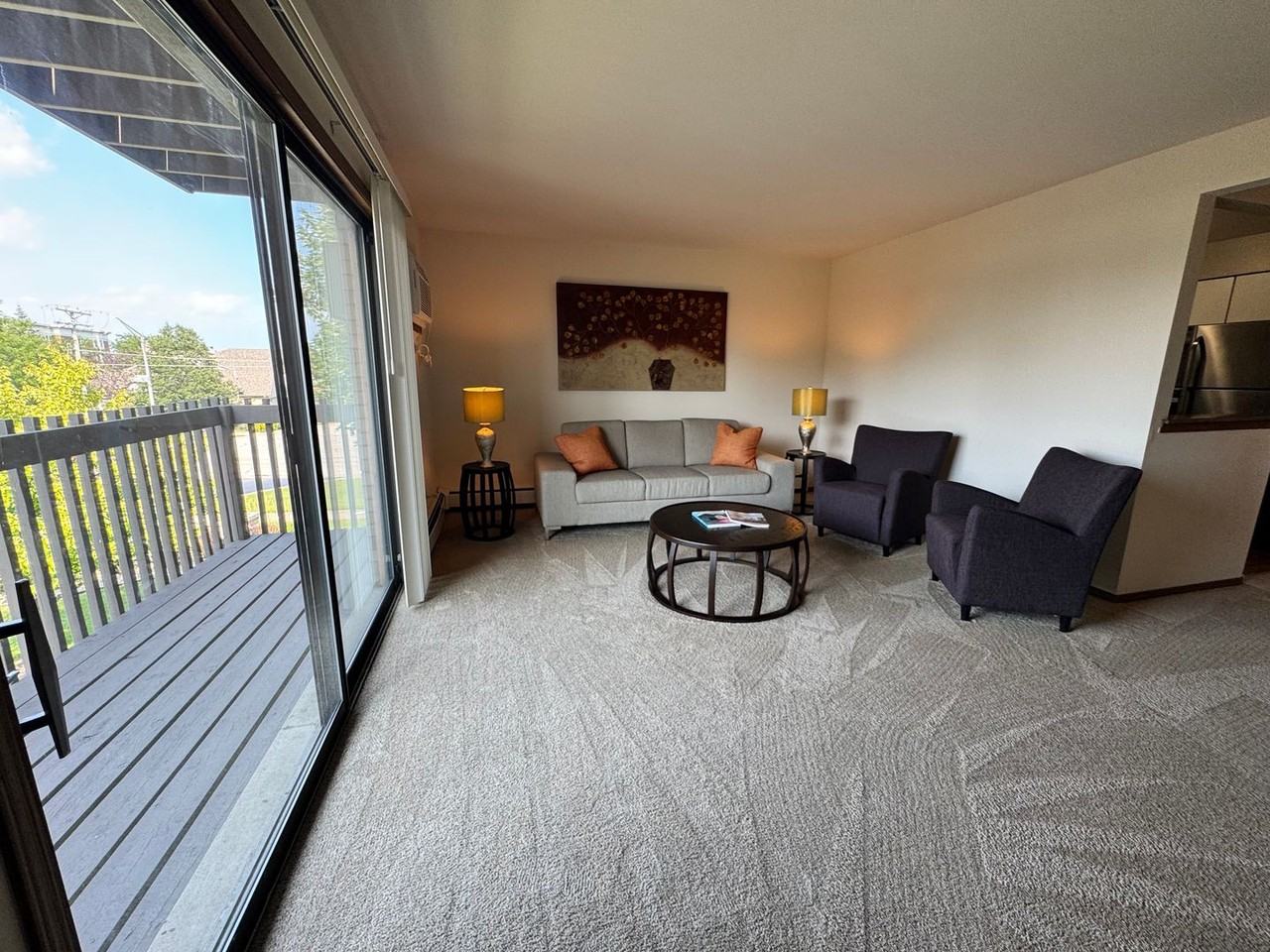 Apartments of Orland - Photo 4 of 35