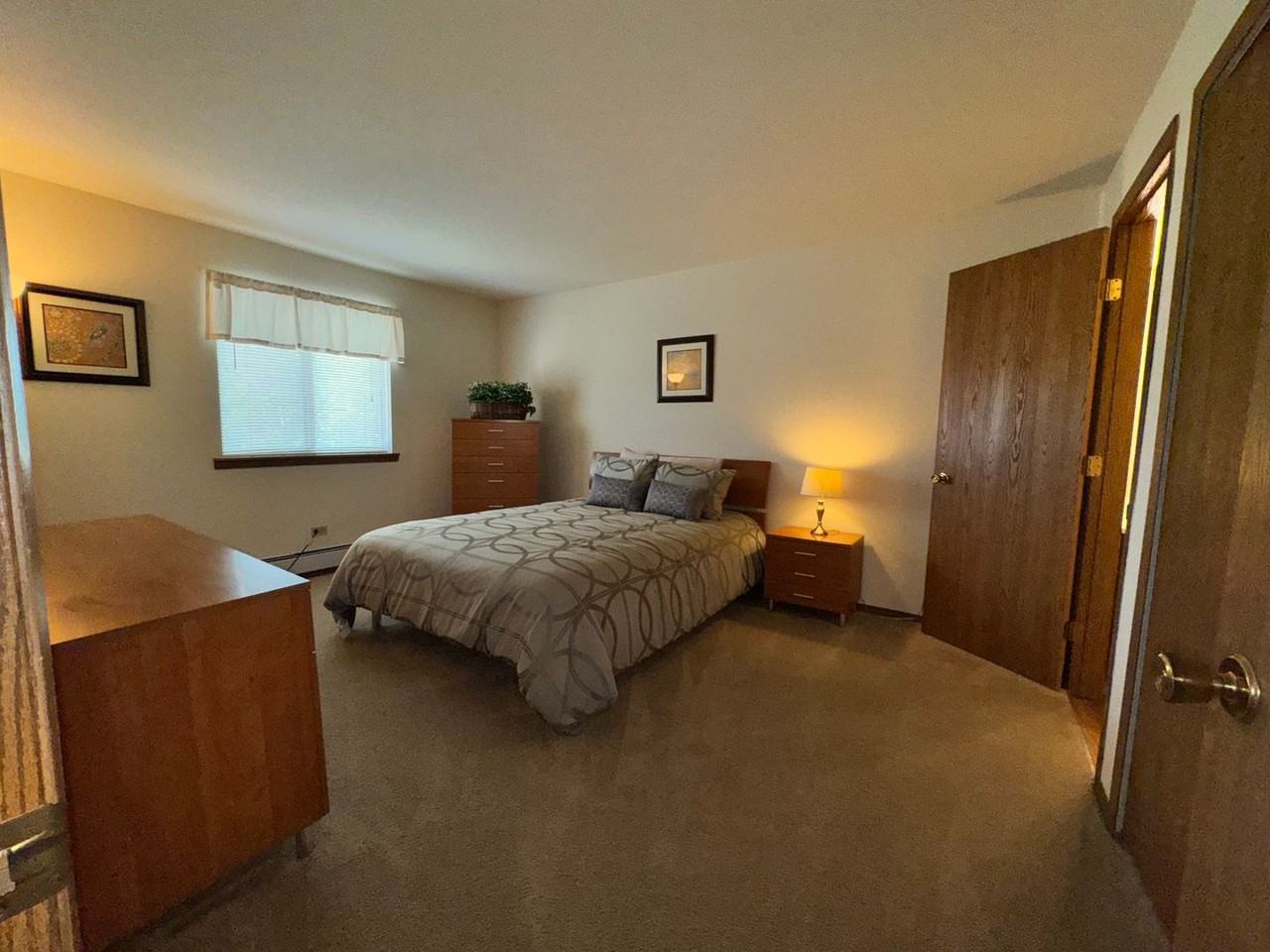 Apartments of Orland - Photo 7 of 35