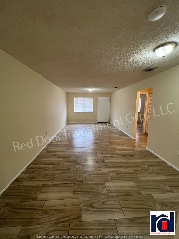 1, 2 & 3 Bedroom Apartment Community Close to Hontoon Island in Deland - Photo 7 of 18