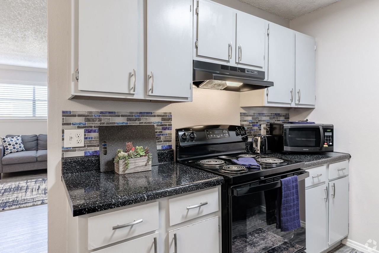 Terra Bella Apartments - Photo 6 of 24