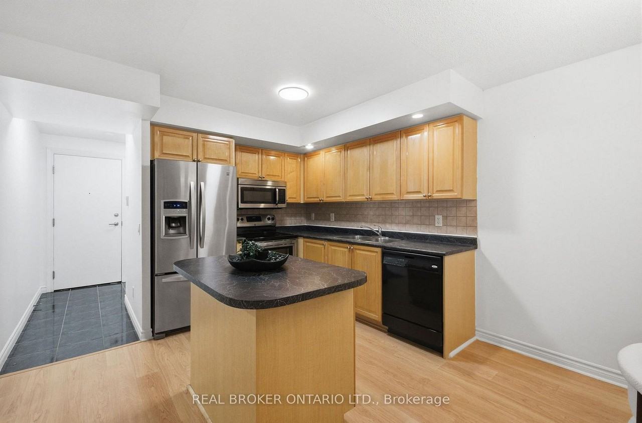 Kipling Ave & Dundas St - Photo 3 of 12