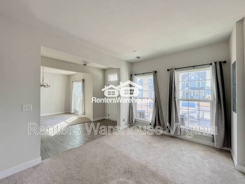 246 Goldenstar Ln - Photo 4 of 32