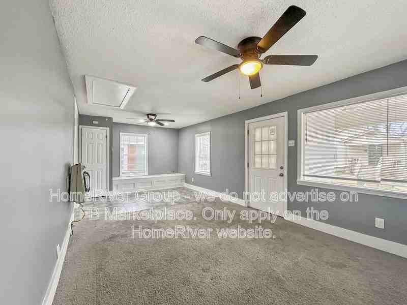 1633 Orr St - Photo 3 of 20