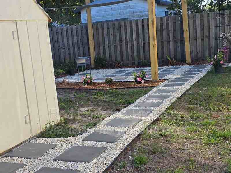 4855 West Dr - Photo 2 of 2