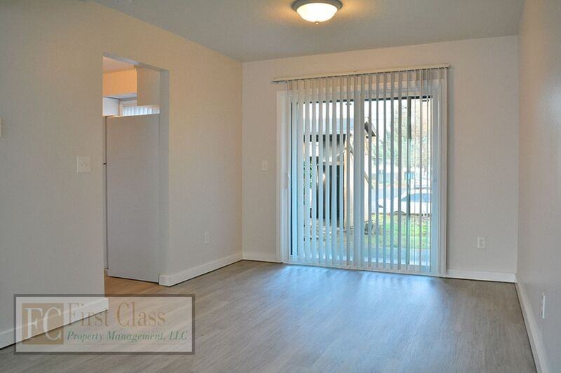 2725 Maywood Dr - Photo 7 of 21