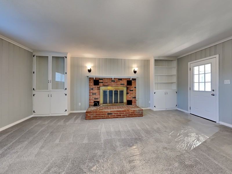 1921 Nw 38th St - Photo 4 of 20