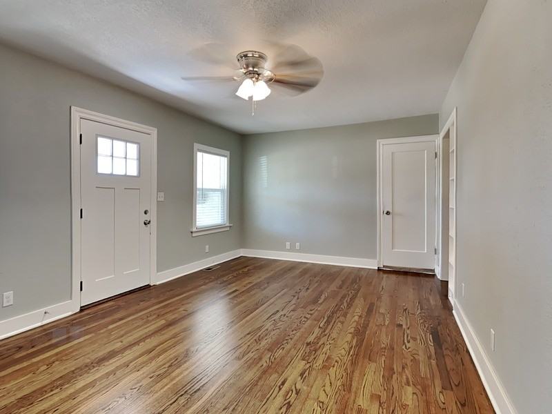 1921 Nw 38th St - Photo 5 of 20