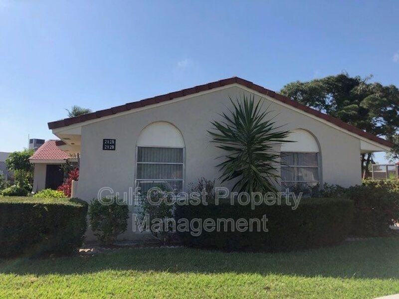 2125 Pueblo Cir #V7 - Photo 4 of 28