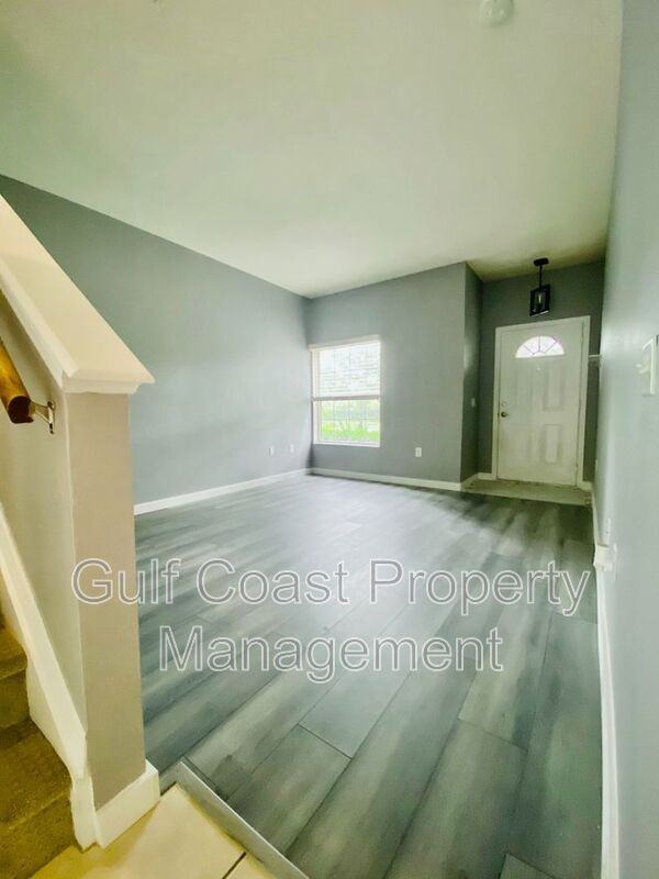 7792 Plantation Cir - Photo 3 of 27