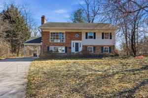 featured image of 3343 Slade Run Dr