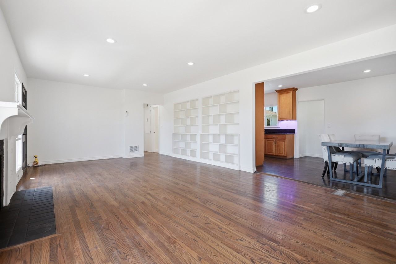 9741 Alcott St - Photo 3 of 13