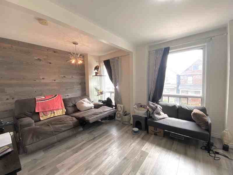 33 Harvey St #1 - Photo 4 of 8