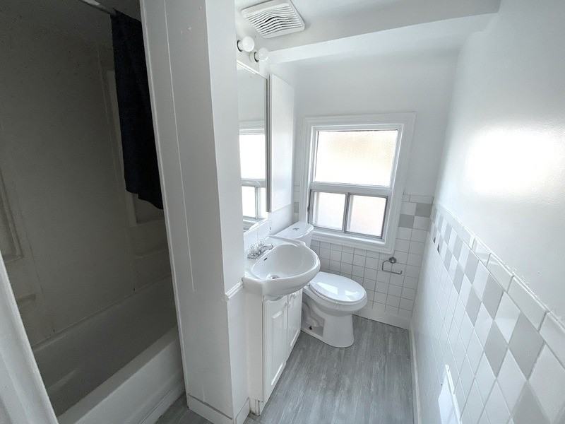 485 Fennell Ave E #3 - Photo 4 of 11