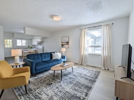 featured image of 6 Caithness St W #2