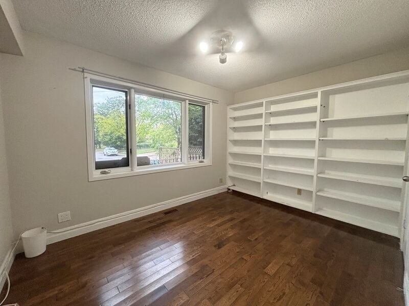 68 Harold Crt #5 - Photo 6 of 16