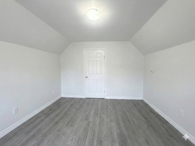 99 Mary St #3 - Photo 5 of 8