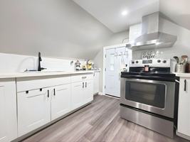 featured image of 68 Smith Ave