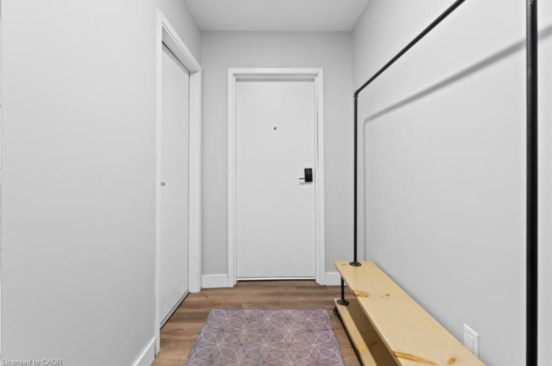 168 Picton St E - Photo 2 of 16